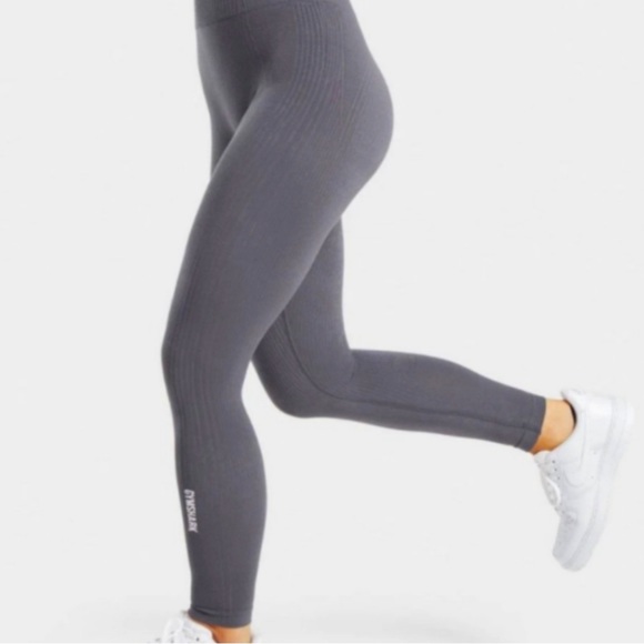 Gymshark Powerdown Legging - Charcoal - Picture 5 of 6